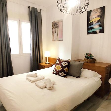 Apartamento San Luis. Plaza De Parking Gratis!!! Sevilla Exterior foto
