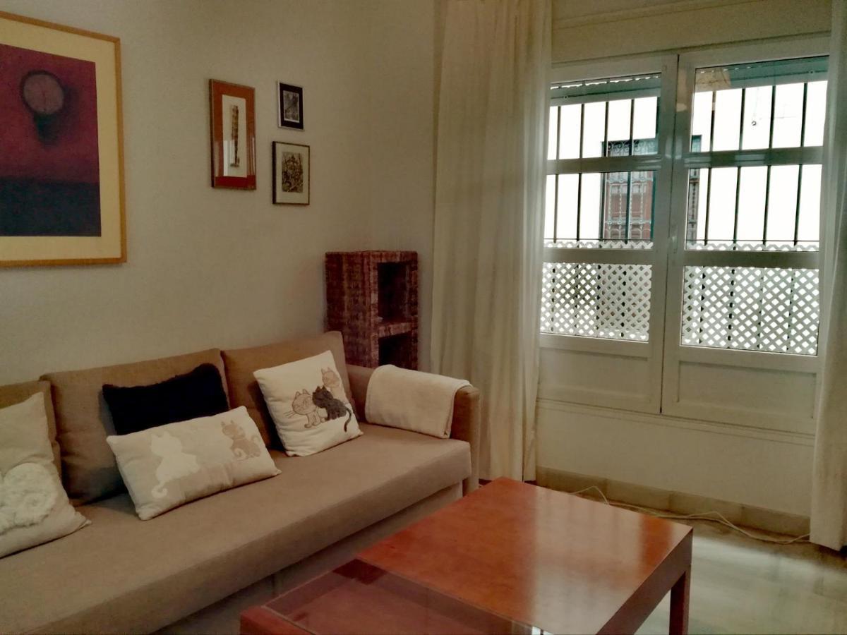 Apartamento San Luis. Plaza De Parking Gratis!!! Sevilla Exterior foto