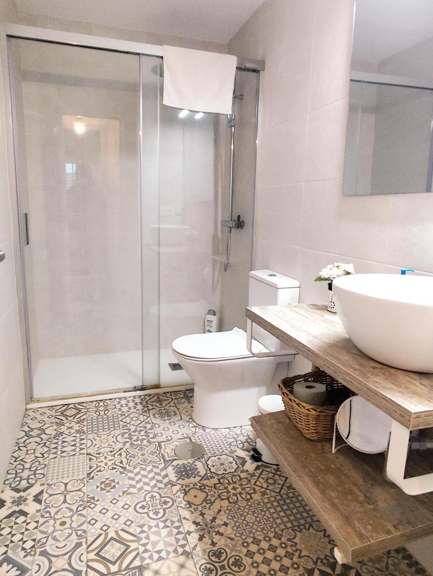 Apartamento San Luis. Plaza De Parking Gratis!!! Sevilla Exterior foto