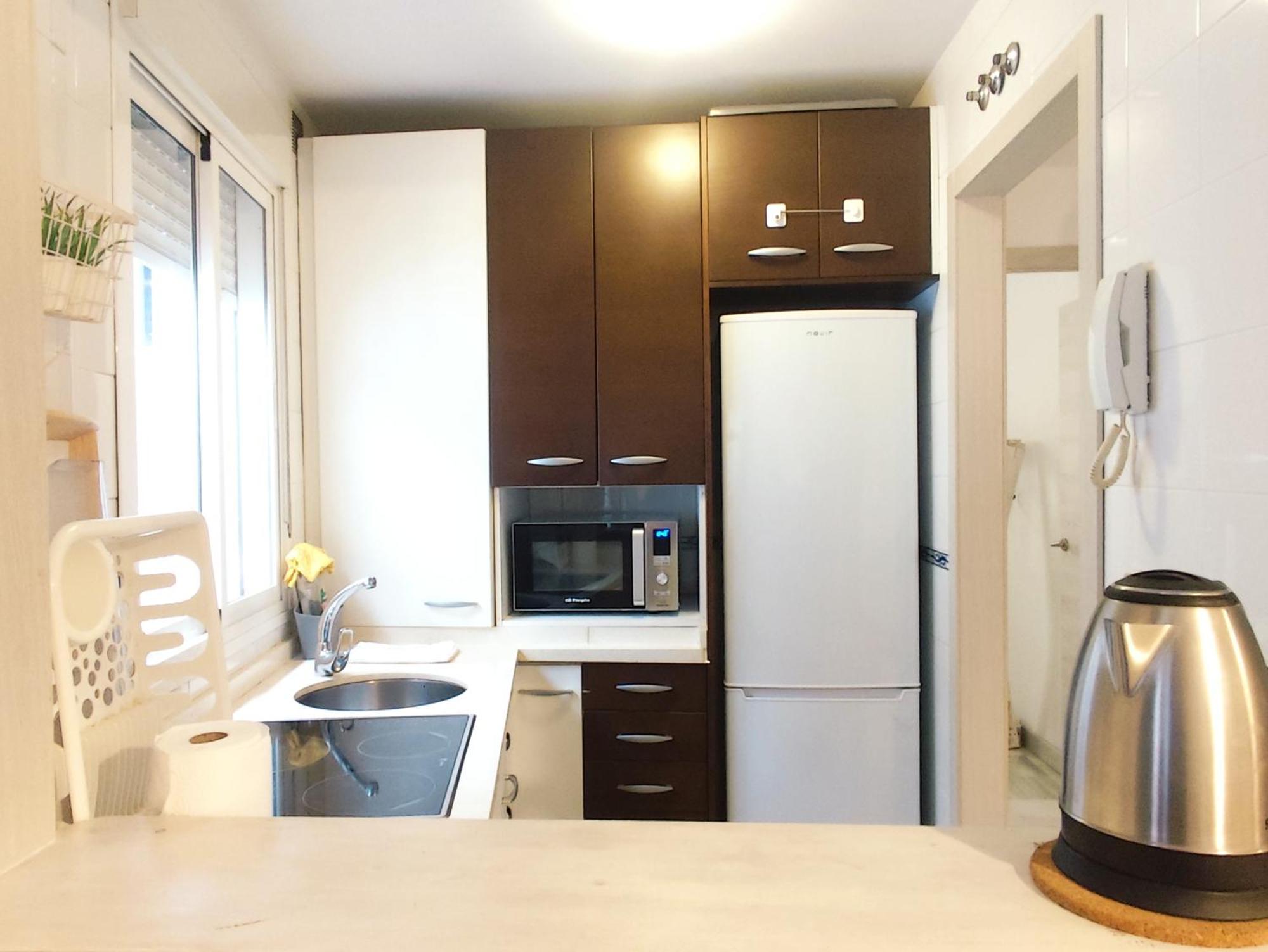 Apartamento San Luis. Plaza De Parking Gratis!!! Sevilla Exterior foto